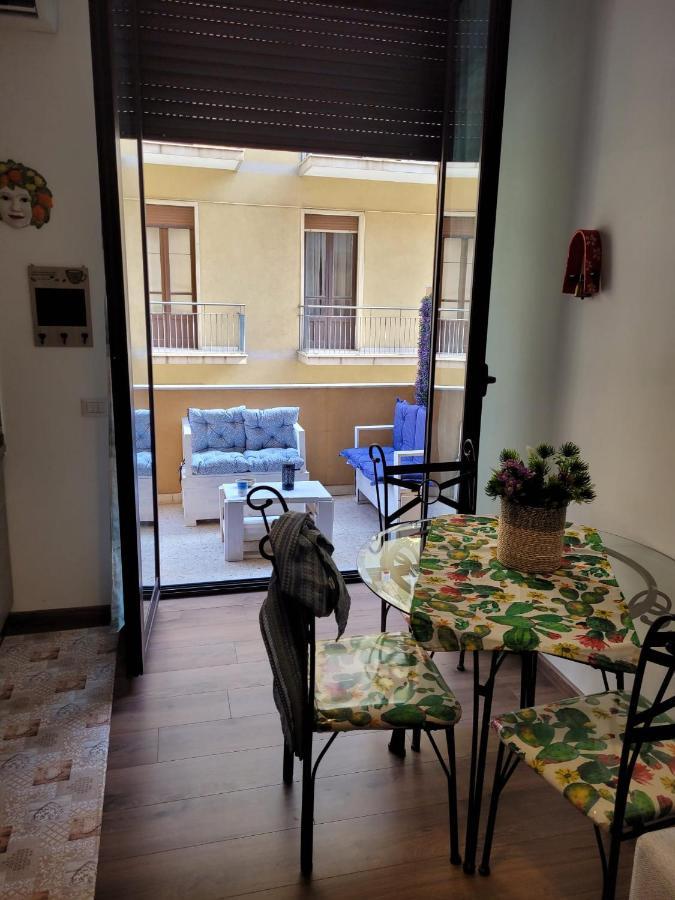 Ferienwohnung La Dimora Di Enrico Catania Exterior foto